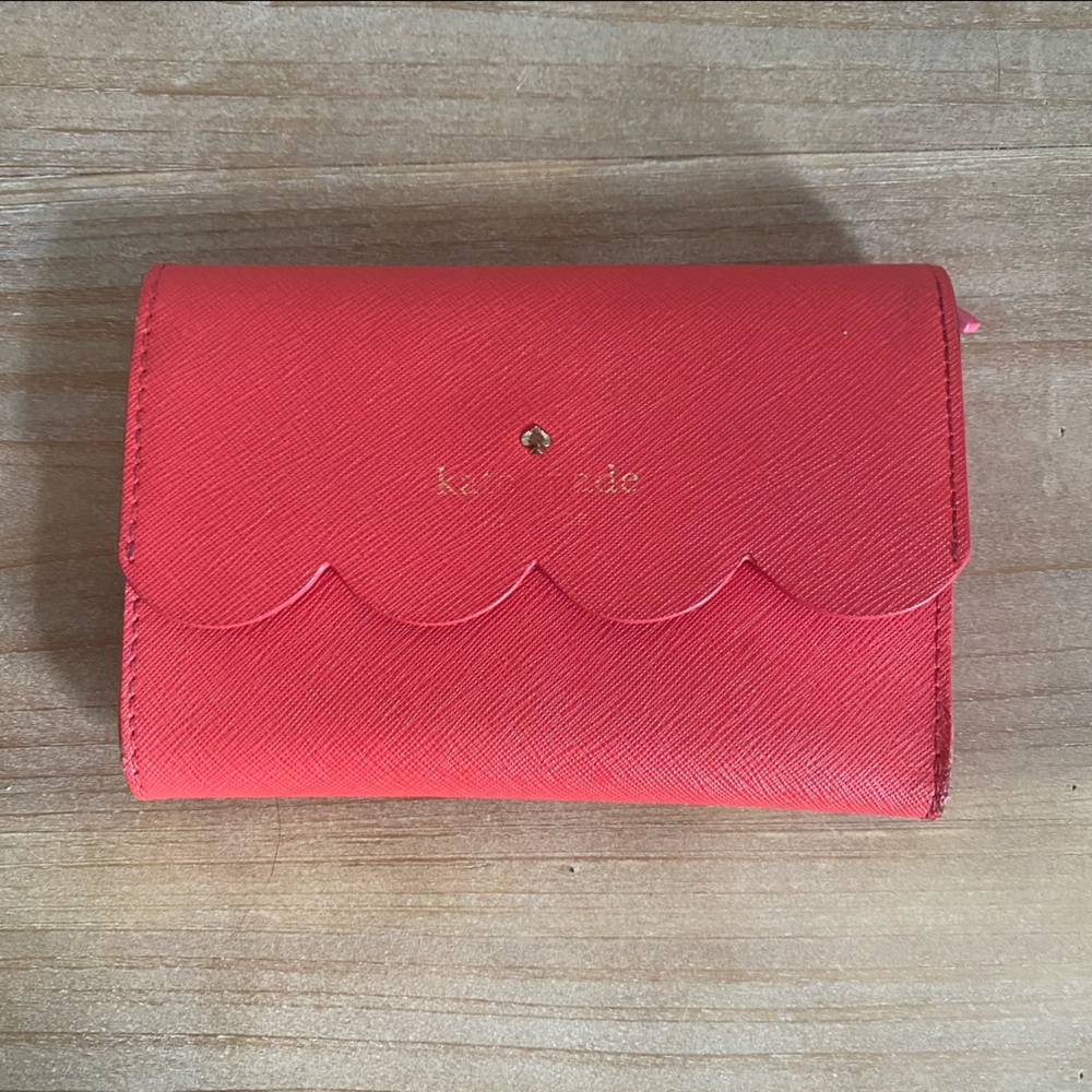 Kate Spade Pink Scalloped Wallet